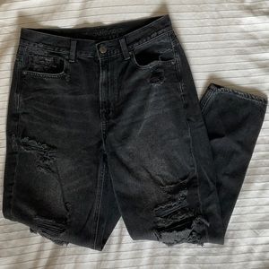 American Eagle mom jeans